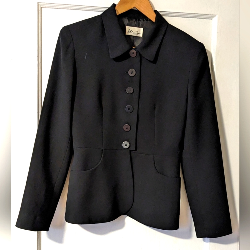 Women's Solid Black Dressy Career Button Up Lined Blazer W/Front Pockets Size 4